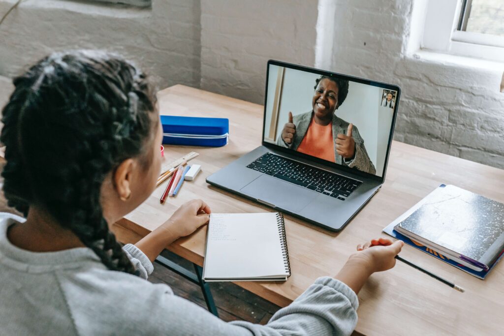 Cách kiếm tiền Online tại nhà không cần vốn, hiệu quả, an toàn